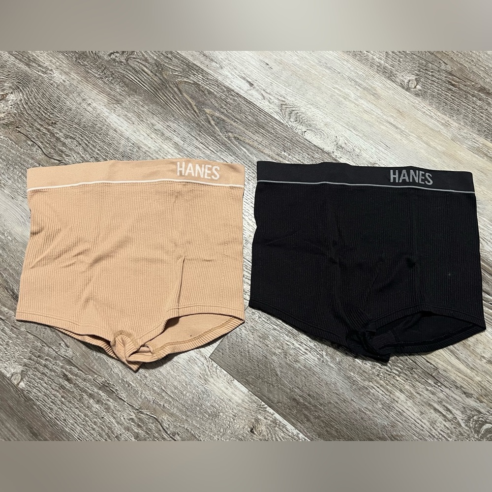 Hanes Women’s Ribbed High Waisted Brief Underwears